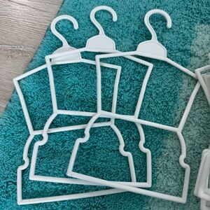 24 hangers for 18 inch Doll Clothes